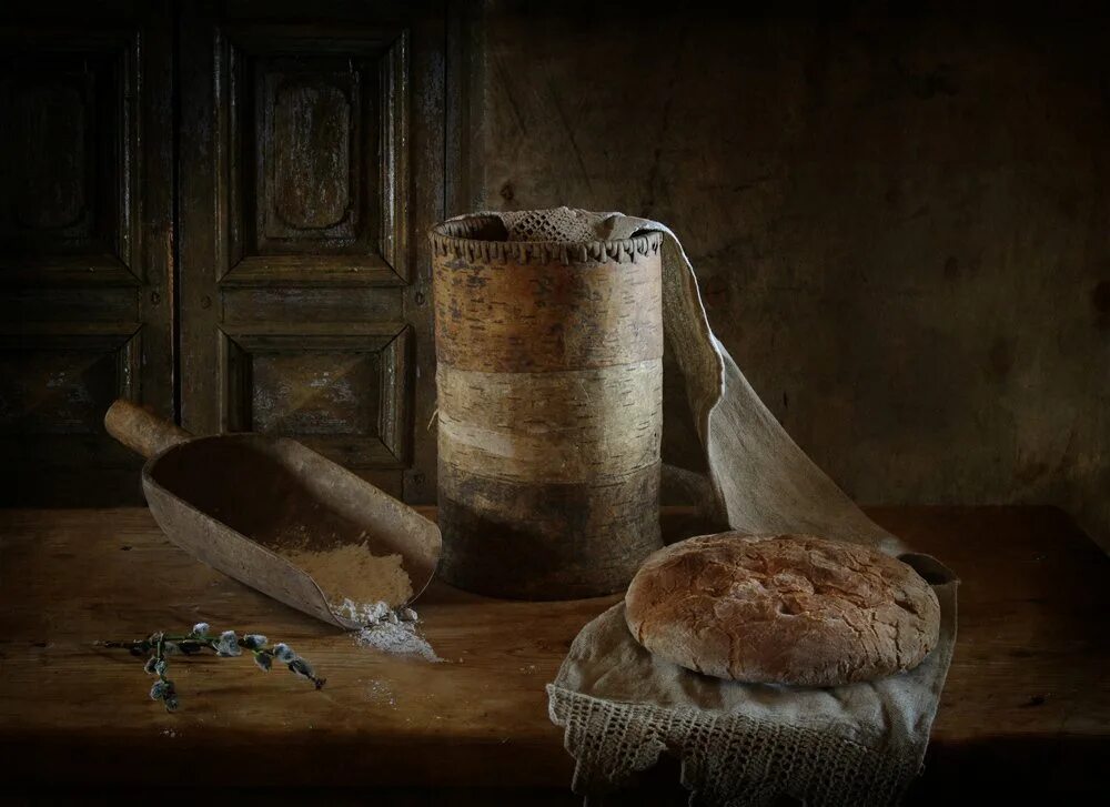 Воды и хлеба дай. Натюрморт с хлебом. Красивый хлеб. Хлеб в средневековье. Хлеб деревенский.