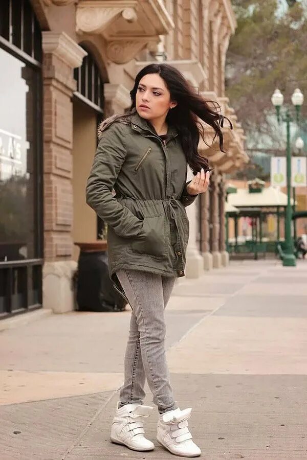 спортивный костюм с курткой. зимняя обувь под спортивный костюм. парка со спортивным костюмом. Puma t7 костюм черный. зимний костюм адидас женский горнолыжный.