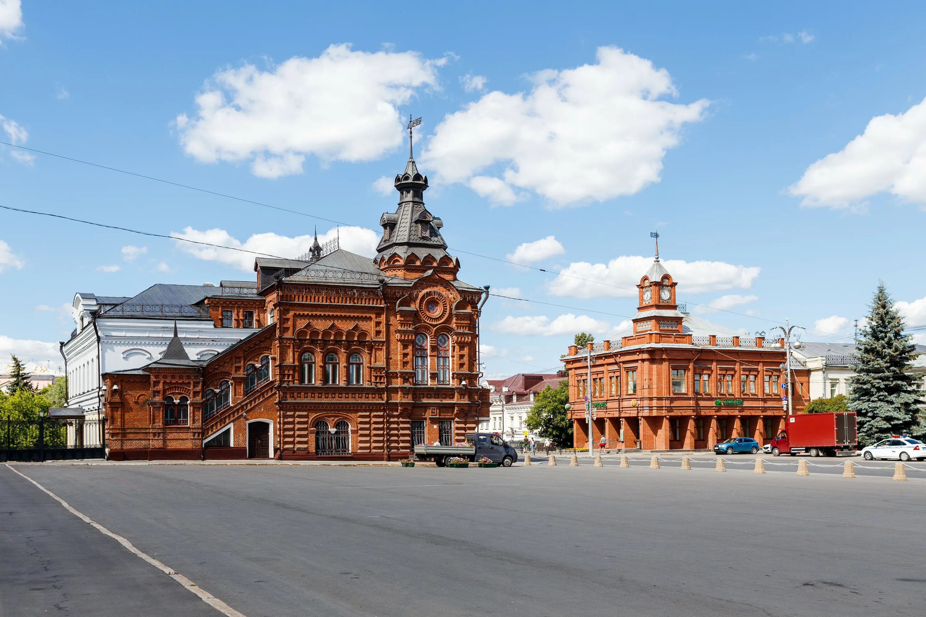 Городская Дума г. Владимира. Здание бывшей городской Думы во Владимире. Артистический город