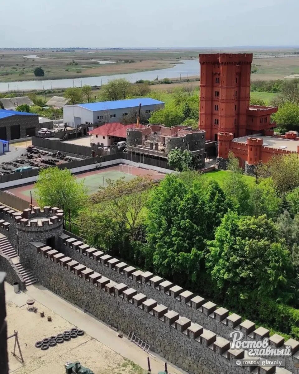 Военный музей недвиговка. Донской военно-исторический музей Недвиговка. Хутор Недвиговка Мясниковский район Ростовская область. Донской военно-исторический музей в хуторе Недвиговка. Замок в Ростовской области Недвиговке.