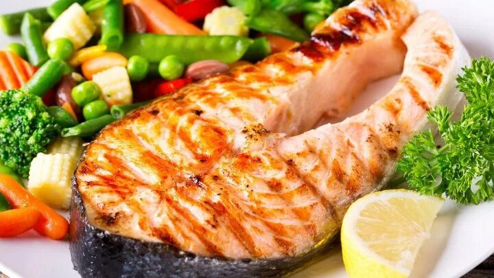 Quick and Easy Oven Roasted Salmon with Tomatoes and Asparagus Oven roasted salm