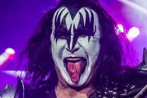 Show kiss