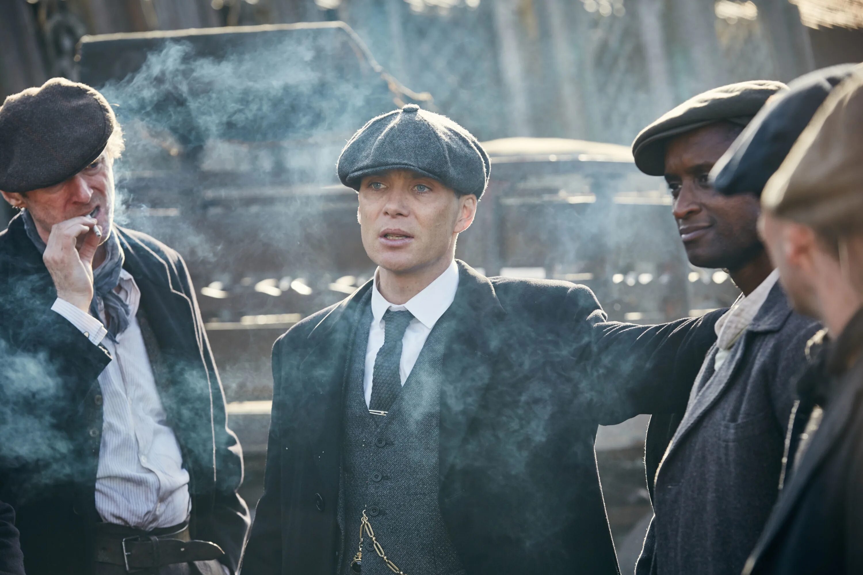Острые козырьки 2022. Киллиан мерфи peaky blinders. Киллиан мёрфи острые козырьки. Киллиан мерфи острые козырьки 2013. Ые козырьки.