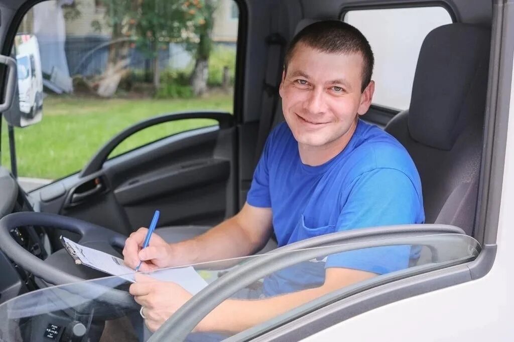 Инженер овик. Требуются водители кат е. Водитель автомобиля на вахте. Черкизово водитель экспедитор. Работа в подольске свежие водителем категории в.