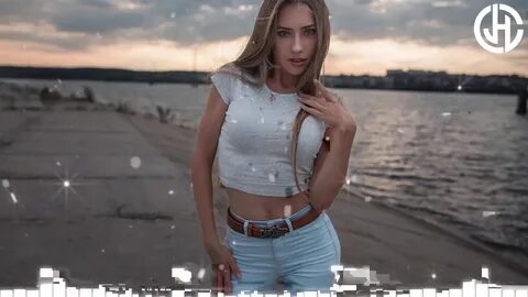 Eyes blue jeans