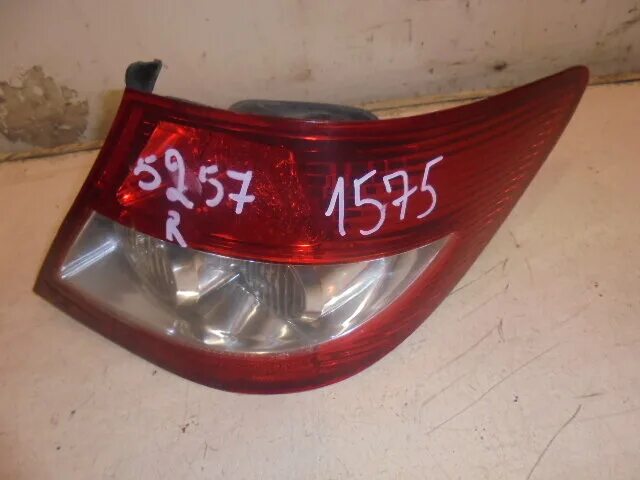 Запчасти byd. Фонарь задний левый byd f3. 1022500800 byd. задний стопак byd f3.
