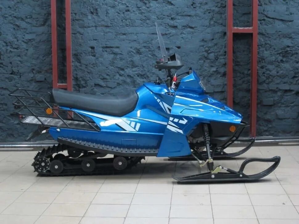 Wind 200. Снегоход wind 200. Abm wind 320. Снегоход 200 кубов. Снегоход abm wind 200.