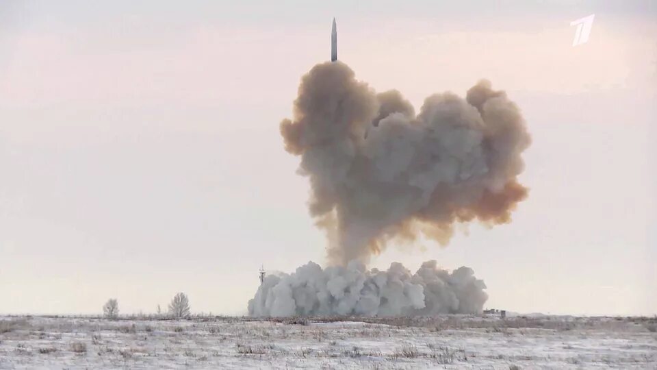 Авангард ракета. Авангард ракета неядерная. Авангард ракета неядерная. Ракета комплекса авангард. Комплекс рс-26 рубеж / авангард.