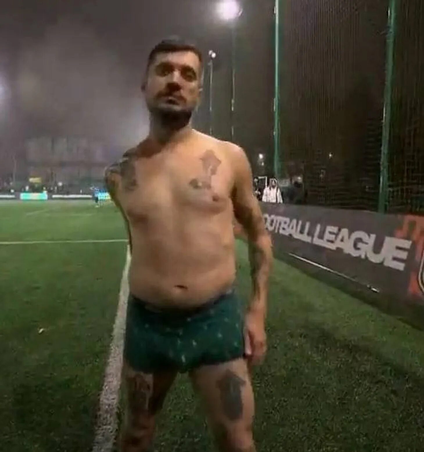 Первое видео паши техника. Месси 2drots. Девушка Паши техника. Прическа Паши техника.