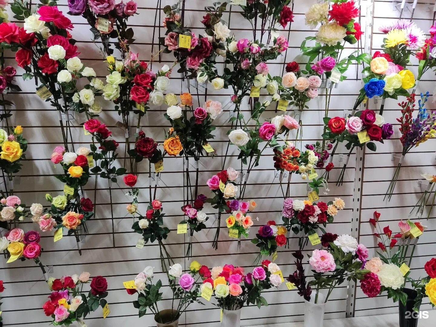 Где купить недорогие искусственные цветы. Rosa Santana искусственные цветы.
