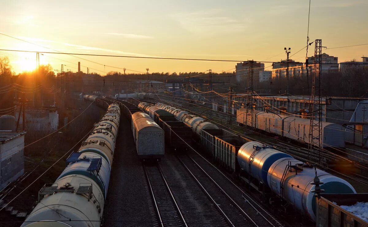 платформа жд станция фрязево. электричка железнодорожный ногинск. эд4мкм-0155 салон. захарово станция жд. станция фрязево горьковское направление.