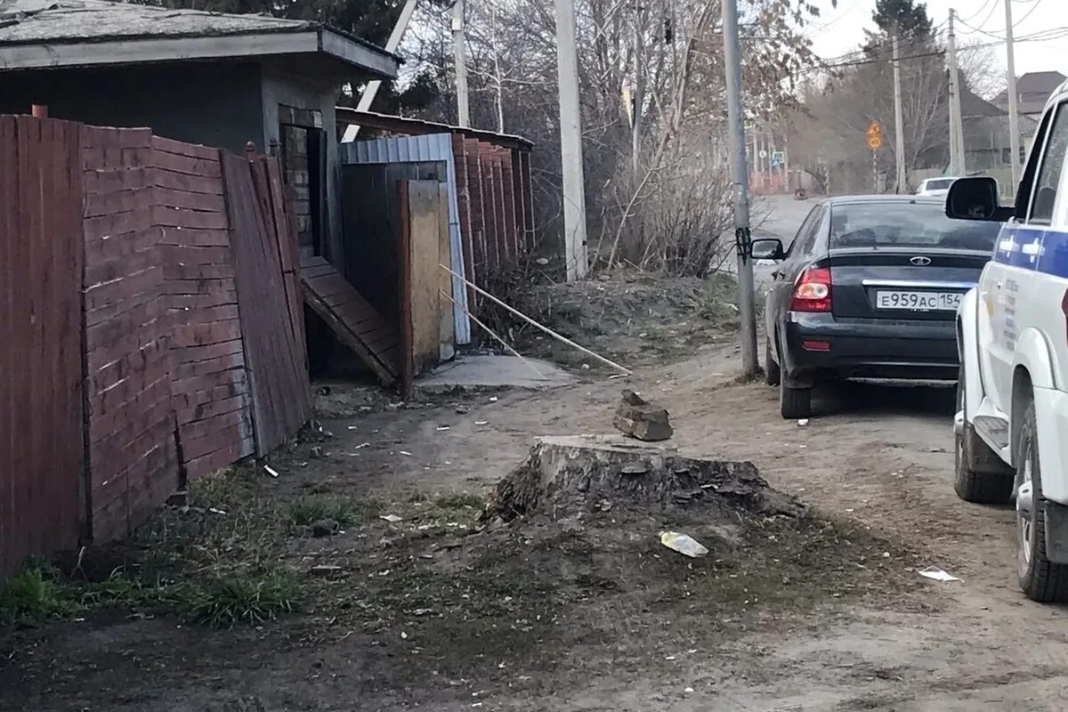 В хинкальной поножовщина. Массовая драка на улице. Таджик за решеткой. Цыганские банды. Люди в парке.