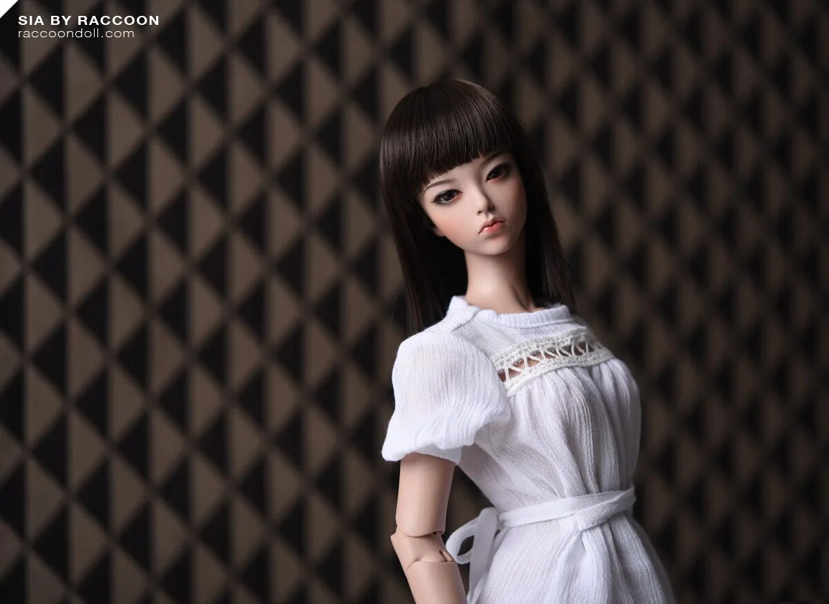 Кукла силиконовая для детей. 1 am dolls. Raccoondoll hi resolution. Куклы moxie 2009. Bratz magic hair color.