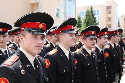 Училище после какого класса. Суворовское училище в воронеже. военно-технический кадетский корпус тольятти. кадетский корпус суворовское училище. курсанты кадетского училища.