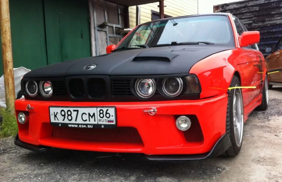 Бмв е34 тюнинг. Бмв е34 в обвесе. бмв е34 спортивная. bmw e34 затюниная. м обвес е34.
