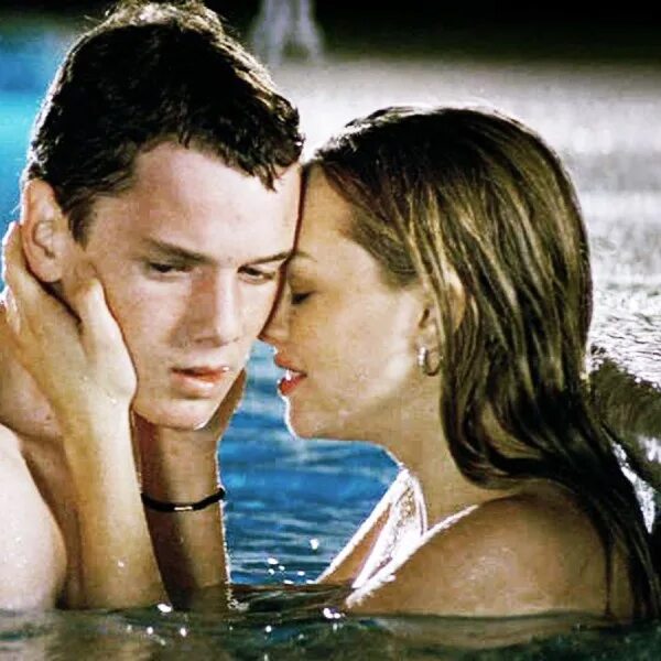 Summer catch. Акваноиды фильм 2003. summer catch 2001 фильм. фильм the pool scene 1998. pool scene film yoxansan.