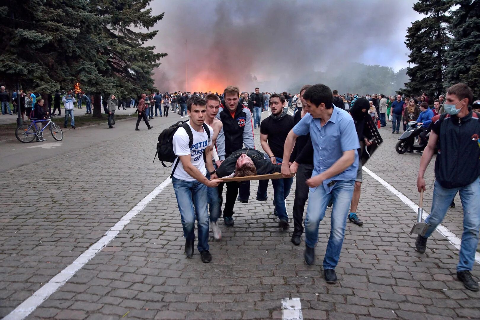 5 мая 2014 г. Одесский дом профсоюзов 2 мая 2014. Противостояние в Одессе 2013—2014. 2 Мая Одесса 2014 год трагедия.