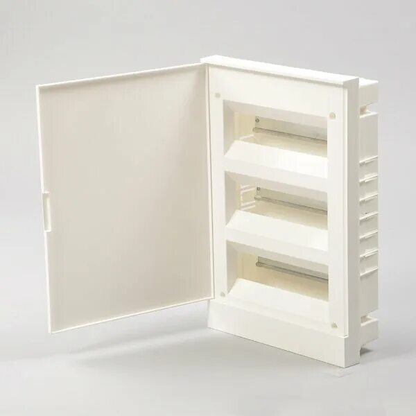 бокс на 36 модулей встраиваемый tekfor. щит legrand practibox3. щит распределительный встраиваемый 36 модулей schneider electric easy9, 3 ряда. щит прагма 36 модулей встраиваемый. бокс щрв 36 abb.