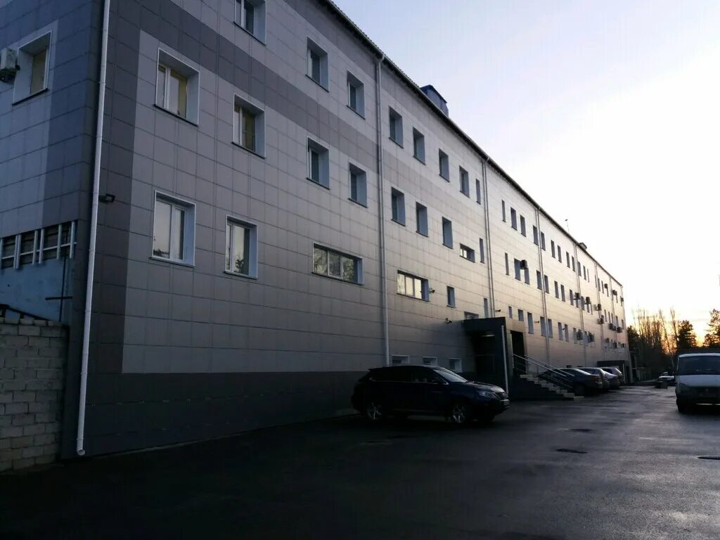 Круглосуточные развлекательные центры в Кировском районе с адресами, телефонами,