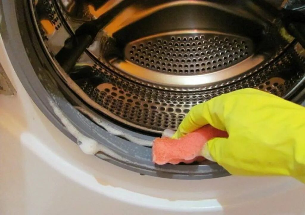 Читстата стиральной машины. Очиститель барабана стиральной машины. Чистка стиральной машины. Мытье стиральной машины.