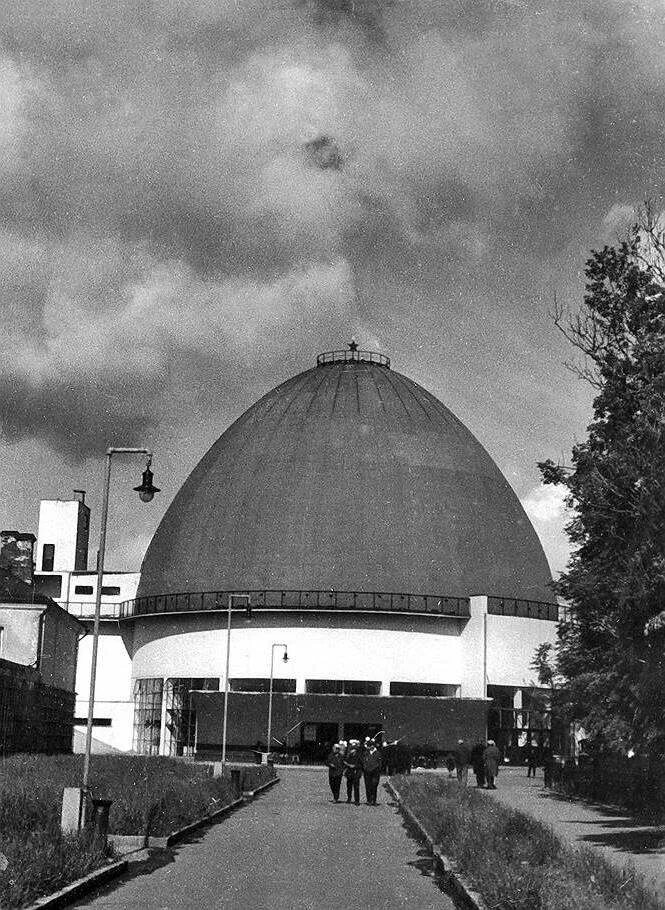 5 Ноября 1929 — в Москве открылся первый в СССР планетарий.. Московский планетарий 1929. Купол Московского планетария 1928. Московский планетарий (1927—1929)
