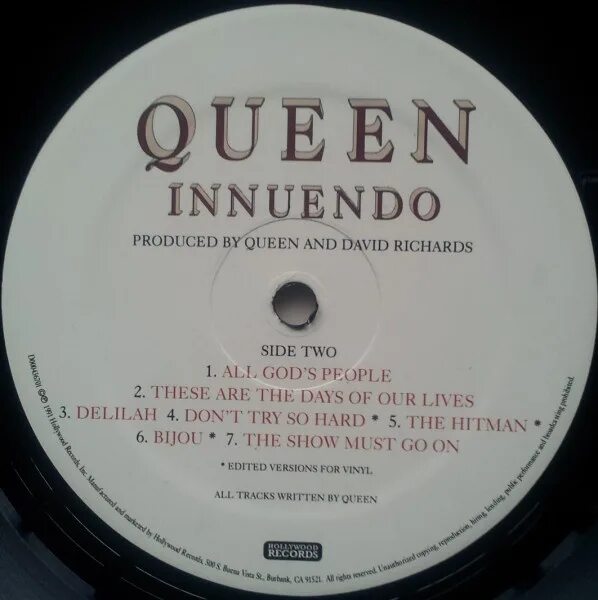 Пластинки квин. Пластинка группы квин. . «queen» и пластинка «innuendo. ансамбль куин пластинка. пластинка виниловая queen magic.