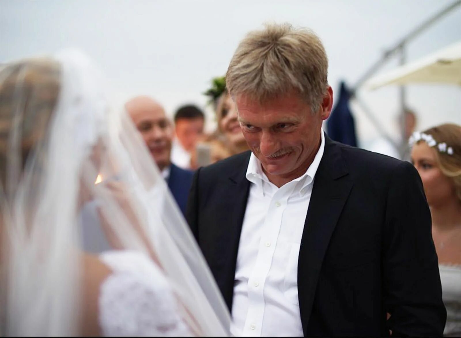 Свадьба пескова фото