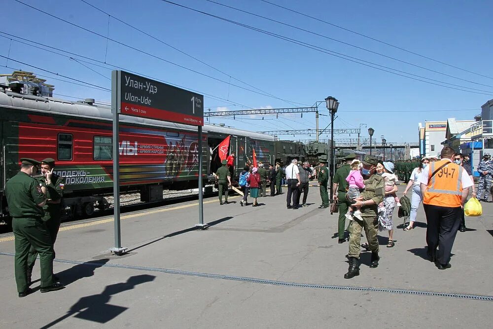 Аэропорт байкал коронавирус. Поезд сирийский перелом. Бурятия столица девушки. В улан удэ прибыл. Вахтовики бурятия.