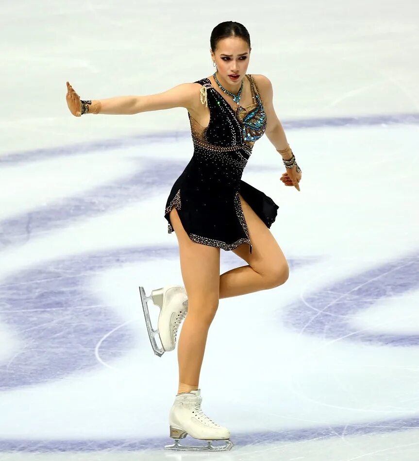 Алина загитова afro blue со свечой. Алина загитова олимпиада 2018. Каролина костнер фигуристка. Алина загитова олимпиада 2018 произвольная программа. Алина загитова олимпиада 2018 произвольная программа.