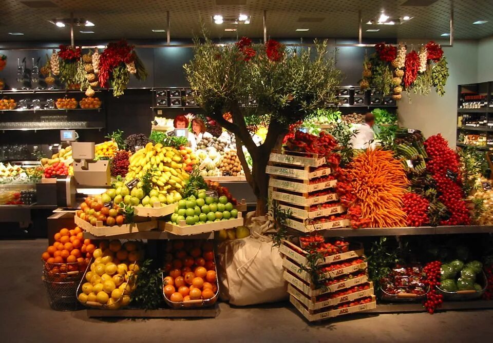 Швейцарский сыр. Швейцария еда. Швейцарские магазины продуктовые. Продукты в швейцарии. Продукты в швейцарии.