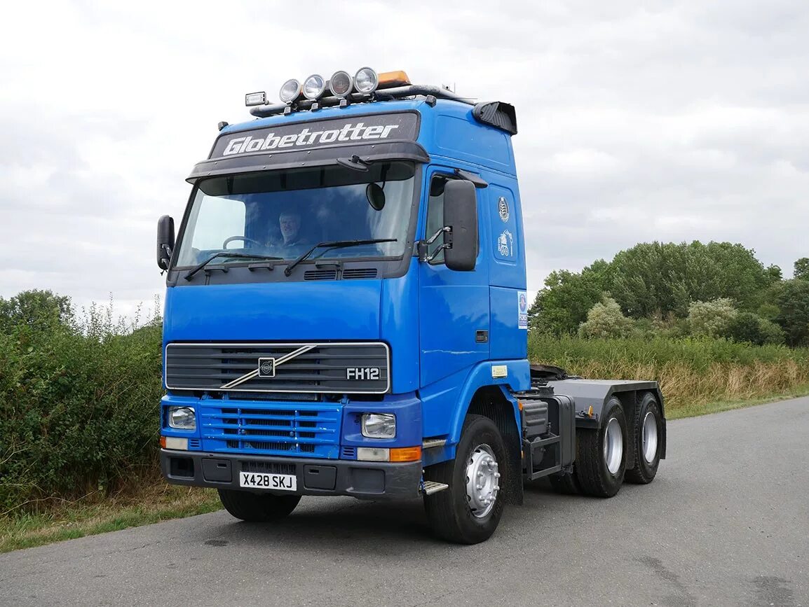 Volvo fh12 420. Volvo fh12 2000. Вольво fh12 420. Тягач Volvo fh12 2000.