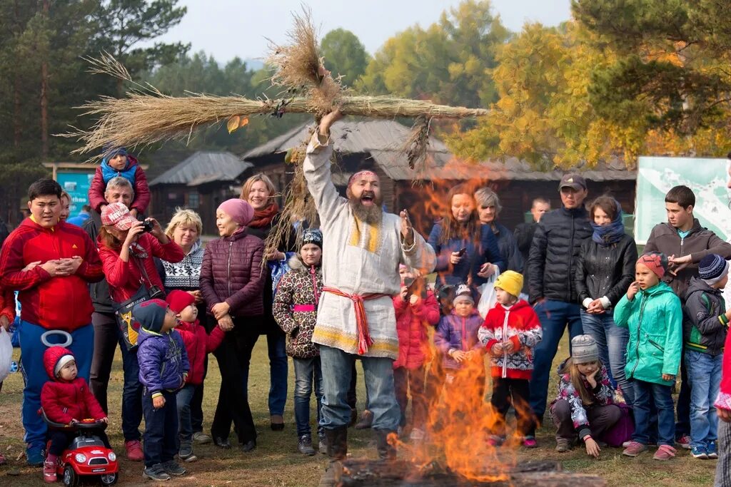 Таусень Радогощь. Радогощь Таусень Овсень. Славянский праздник урожая «Таусень» (Радогощь). Таусень праздник славян. Овсень праздник