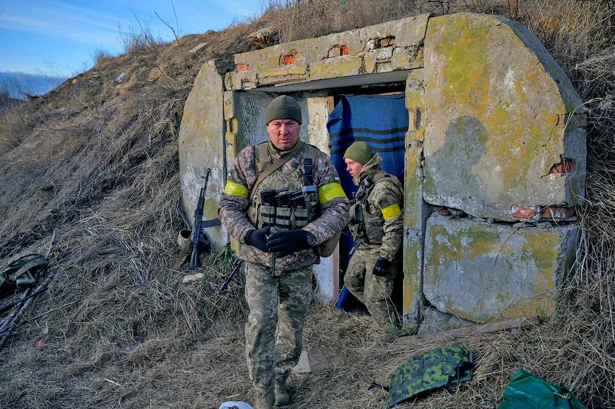 Свежие новости с передовой. Обстрел Российской военной колонны на Украине. Украинская Военная база.