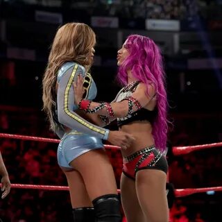 Raw 5/8/17: Sasha Banks vs. Alicia Fox Wrestling Videos, Women's Wrest...