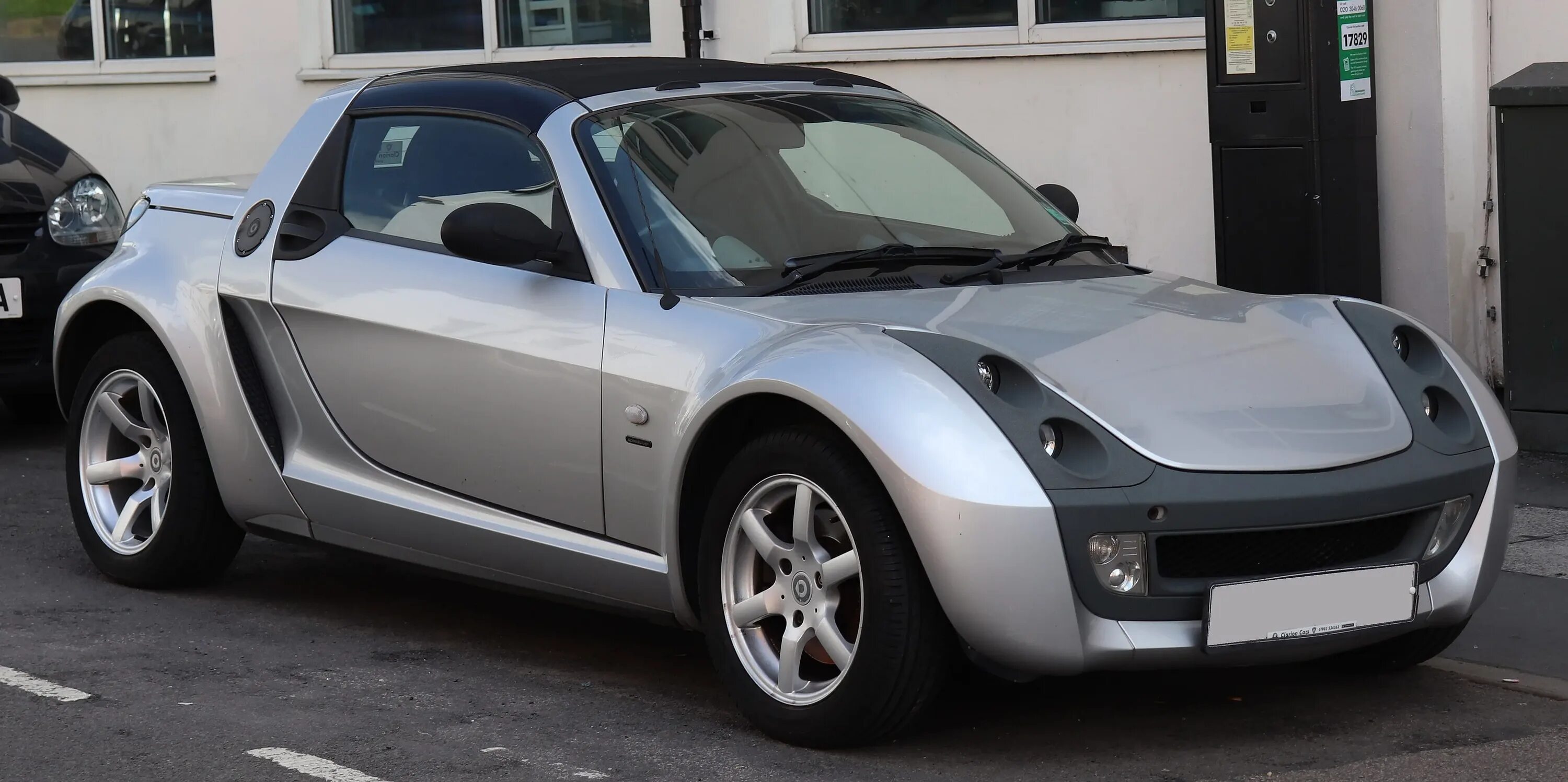 Smart spor. Мерседес смарт родстер. Smart Roadster Brabus. Smart Roadster Cabrio. Смарт родстер 2019.