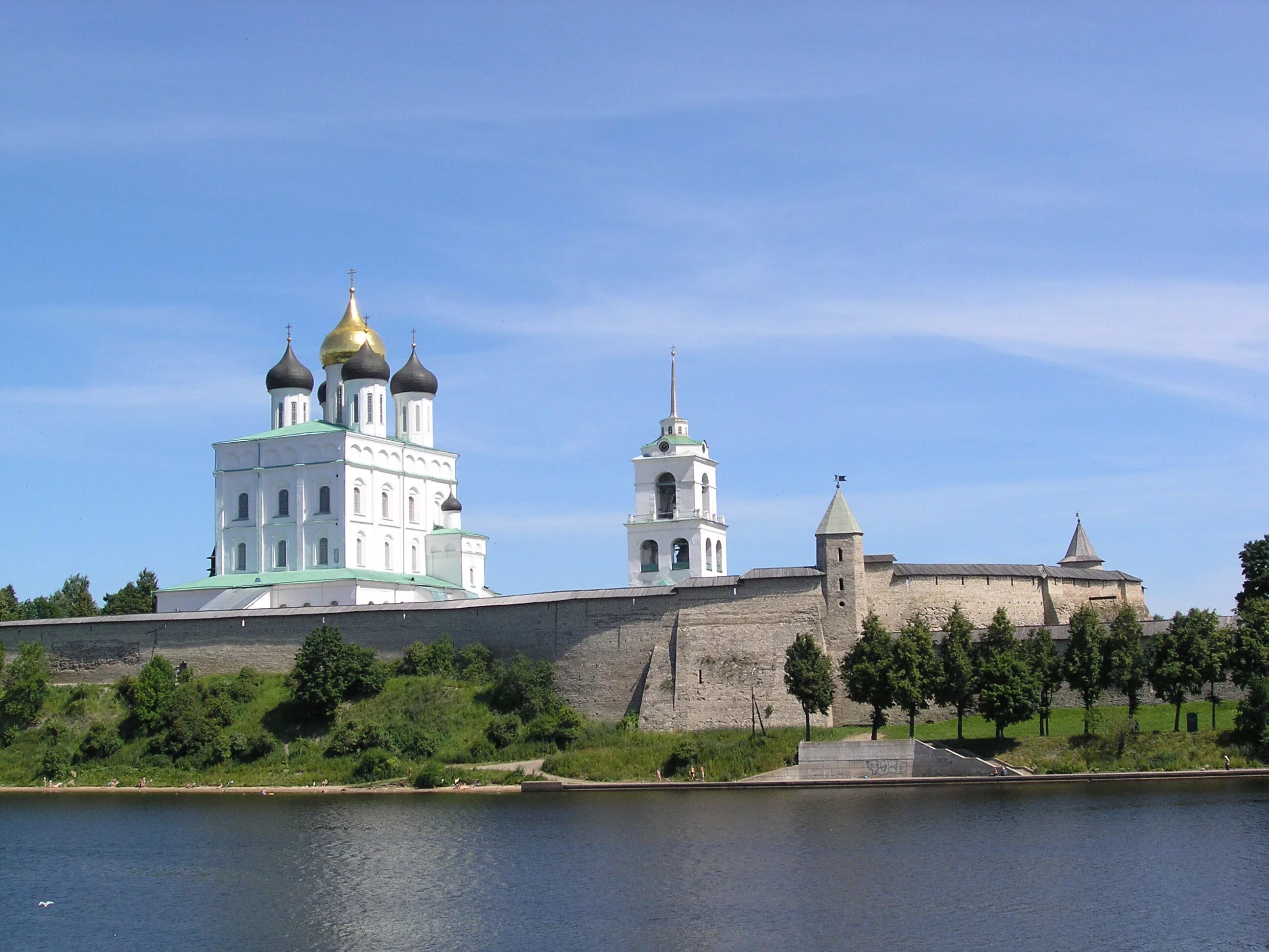 Псков свято троицкий. Храм Святой Троицы Псков.