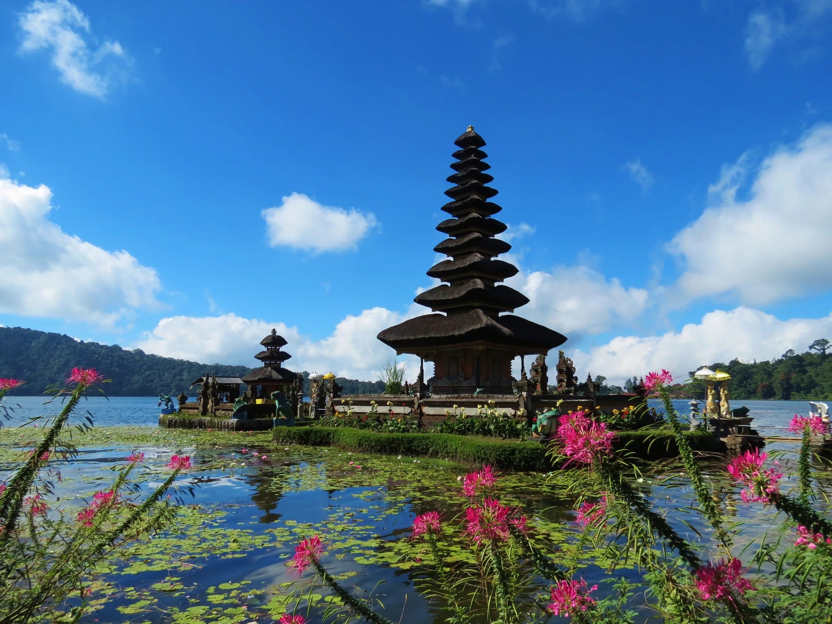 Бали остров. Картинки на рабочий стол храмы на Бали.