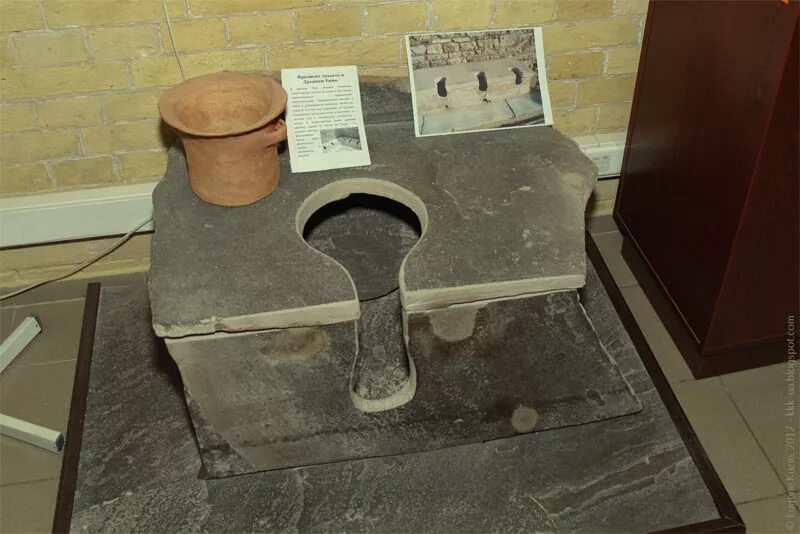 старинный унитаз. унитаз herbeau dagobert дагобер 55. дизайнерские унитазы. джон харрингтон унитаз. унитаз трон herbeau.