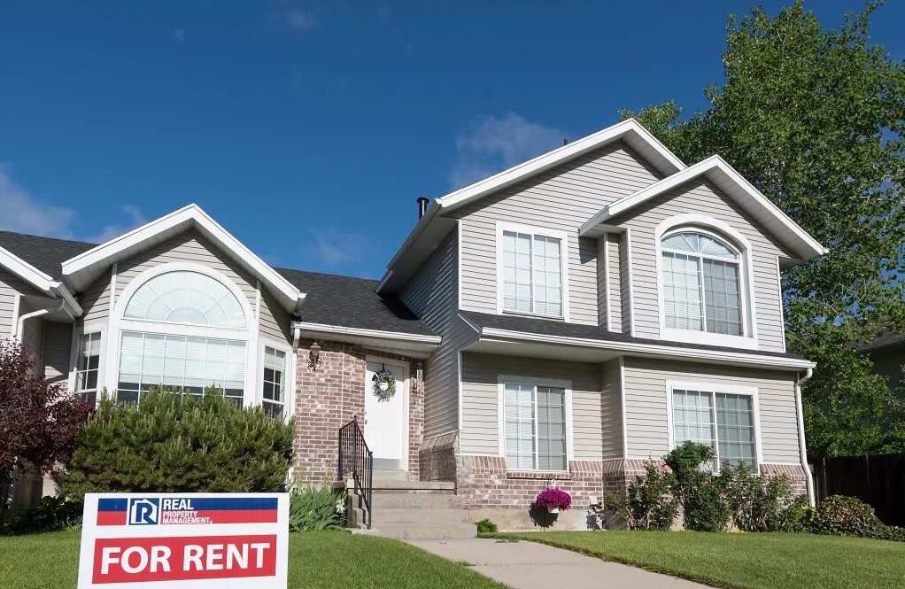 Rental property. Properties for rent. Real Estate House for rent. Rental property Companies DEKALB il. Company properties