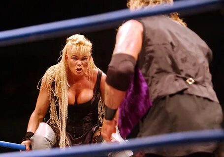 The Tragic Death of Underappreciated WWE 'Anti-Diva' Luna Vachon