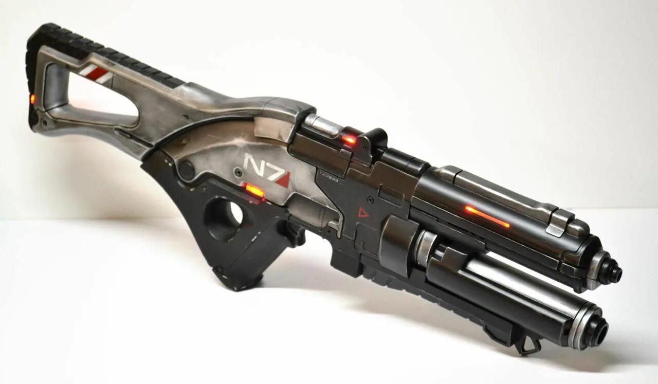 Mass effect weapon concept. Mass effect 2 weapon. Mass effect 3 weapons. Mass effect пулемет. Эффекты оружия.