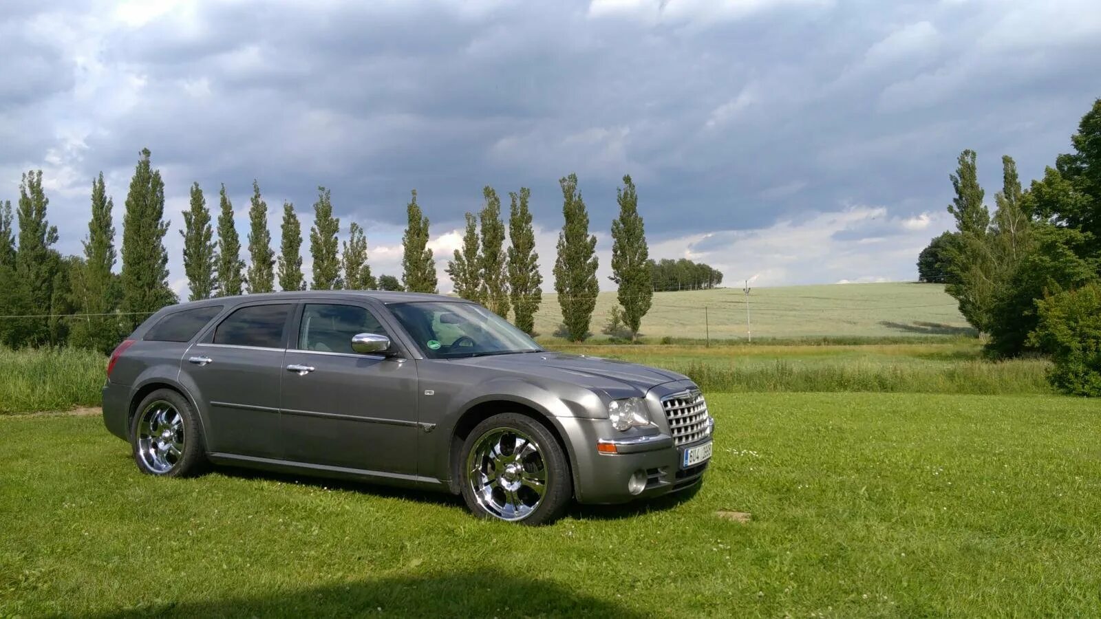 Chrysler 300 универсал. Dodge 300c универсал. Крайслер 300с универсал полный привод. Dodge Magnum 2019.