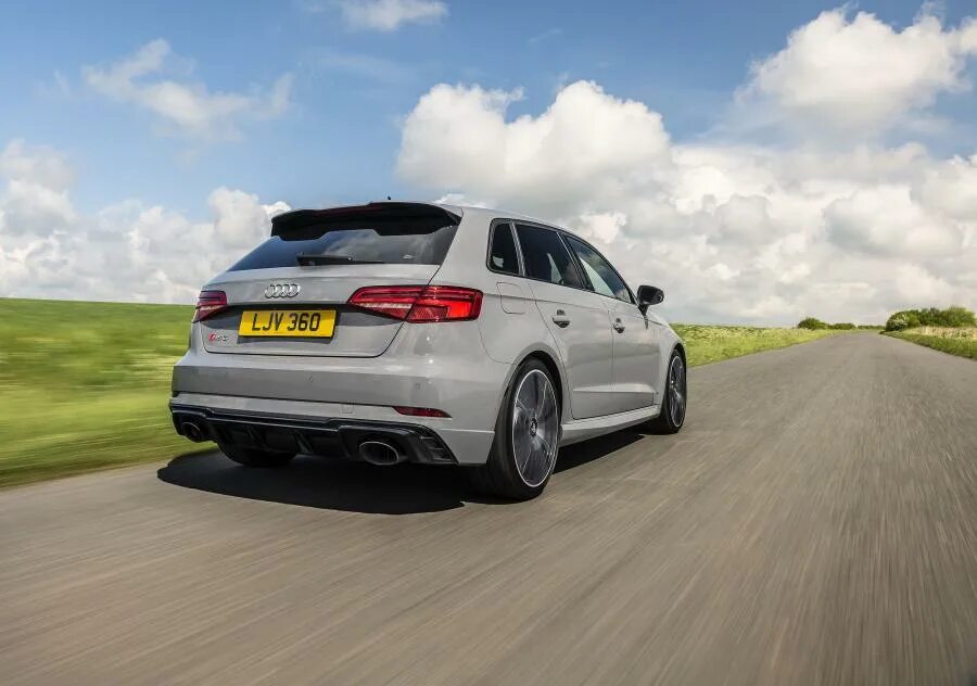 0008 003 2019. Audi rs3 2019. Ауди s3 rs3 2019. Audi rs3 Sportback 2019. Audi rs3 sedan 2019.