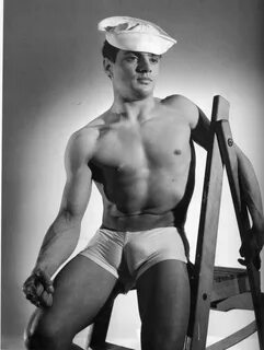 1953: Beefcake photos were popular Винтажный Стиль Для Мужчин, Винтаж Моряк...