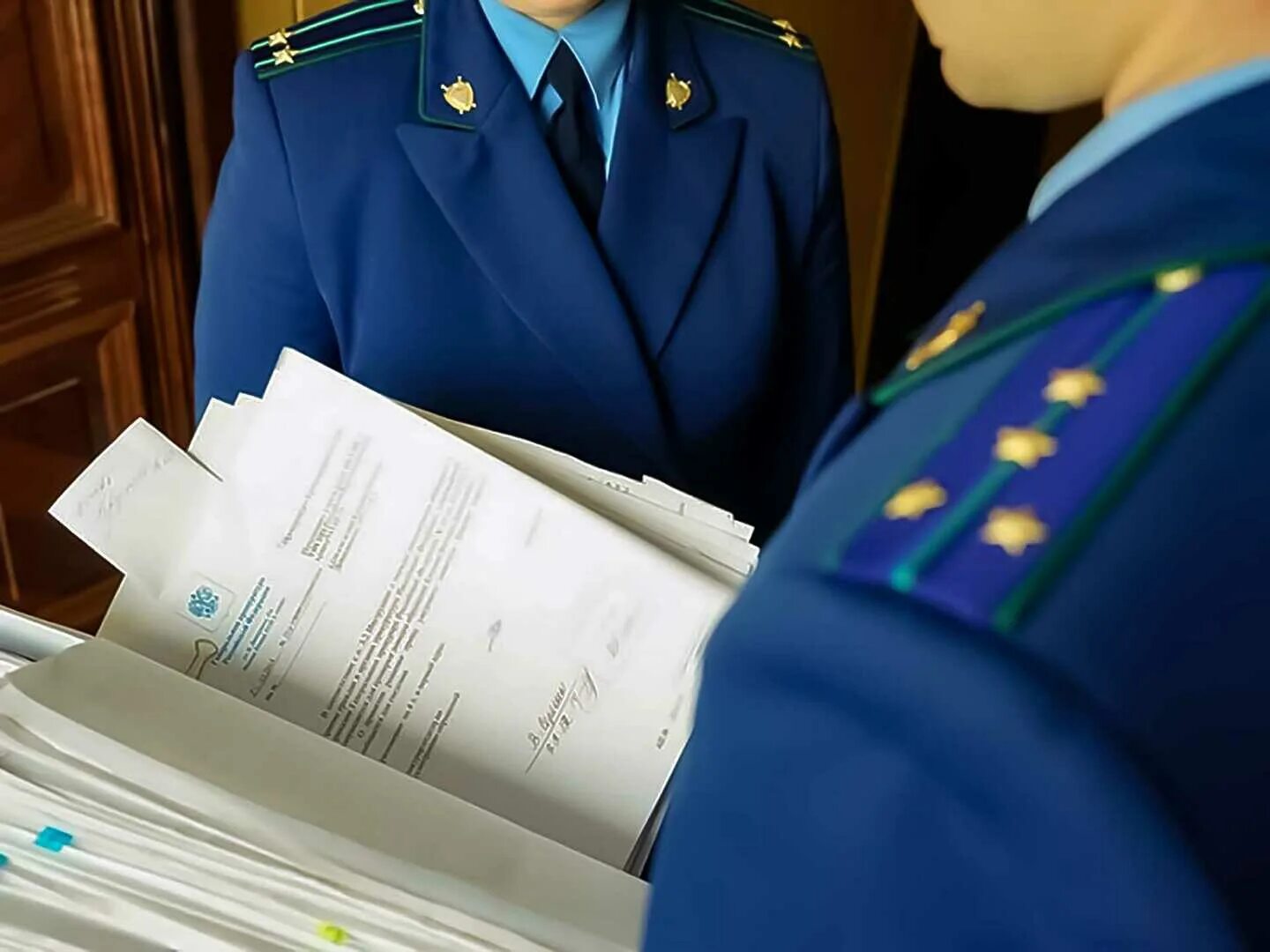 Проверка исполнения законов прокуратурой