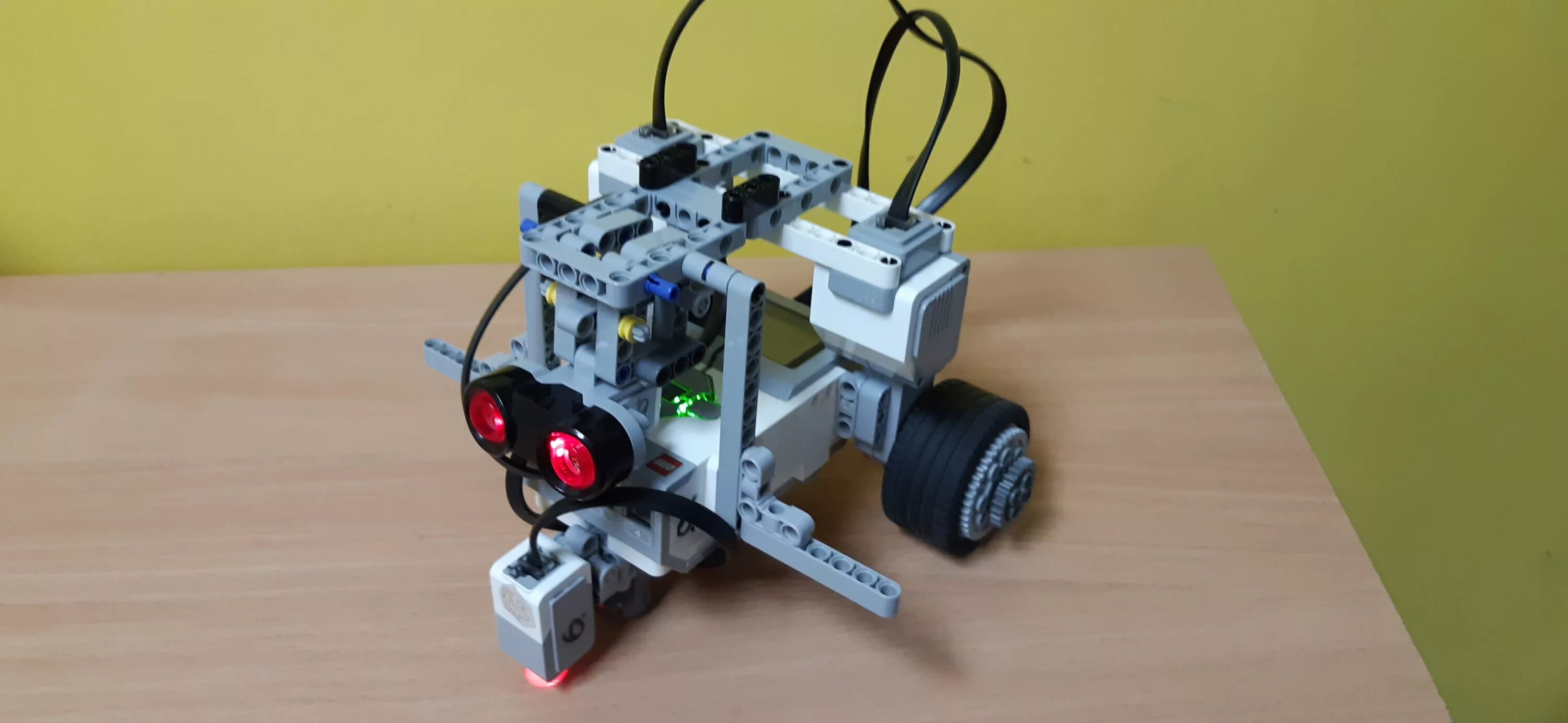 Кегельринг робот. Кегельринг ev3 роботы. кегельринг ev3. робот для кегельринга ev3. кегельринг квадро ev3.