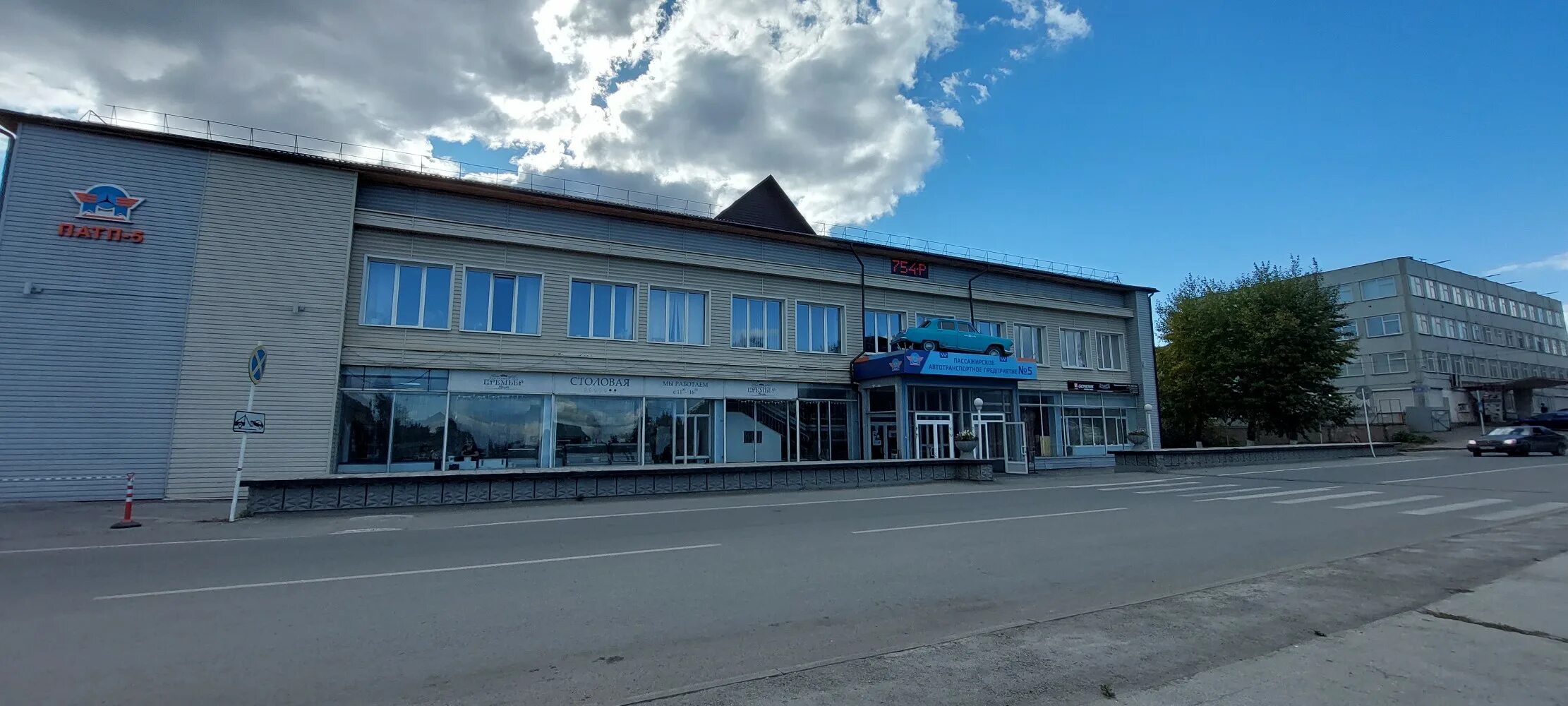 улица нижегородская 272. дуси ковальчук 272/1. дуси ковальчук 272/2 новосибирск. красный проспект 90/1. академика сахарова нижний 113.