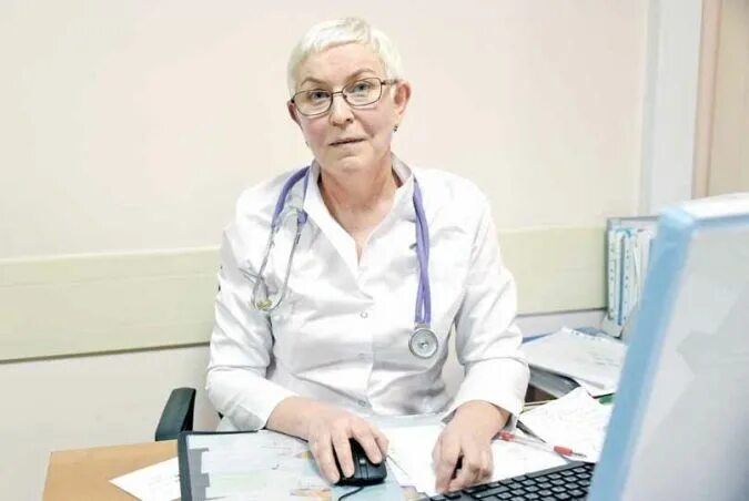 Заведующая гинекологии ханты-мансийск. Сиразиева ханты-мансийск. Окружная больница ханты-мансийск. Заведующая окб. Заведующая отделением неврологии.
