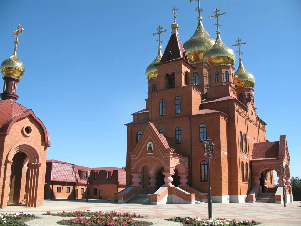 Церковь Усть-Лабинск. Церковь Сергия Радонежского Краснодарский край. Храм Усть Лабинск. Храмы Лабинска Краснодарского края. Лабинск демьяна бедного