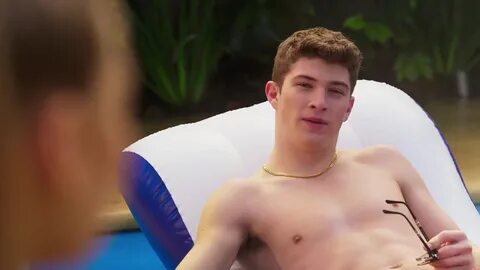 Benny Turland shirtless in Neighbours.